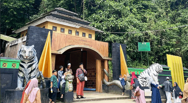 Makam Panjalu