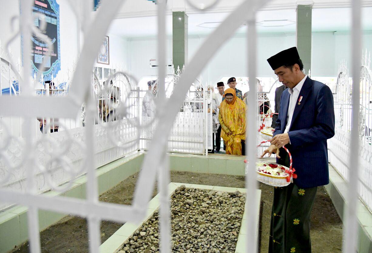 Makam TGH Zainuddin