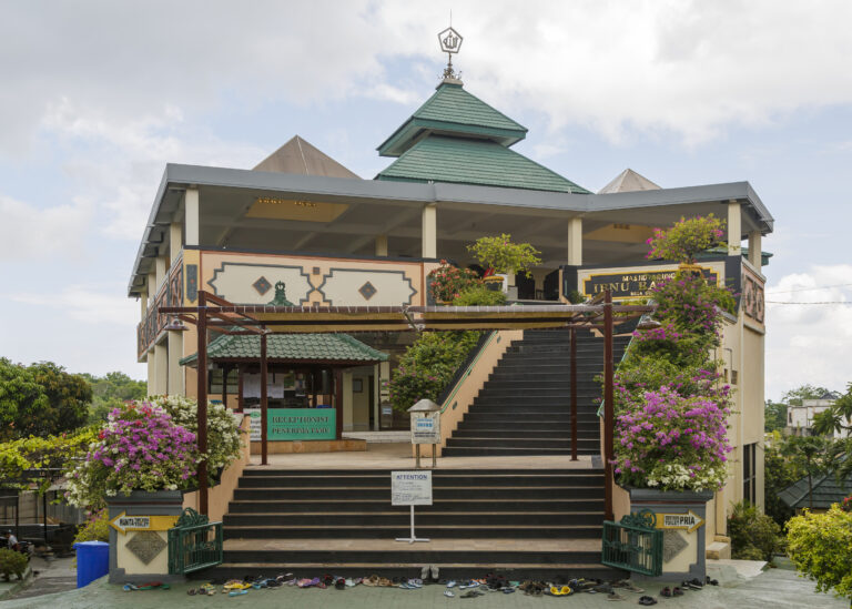 Masjid Agung Ibnu Batutah