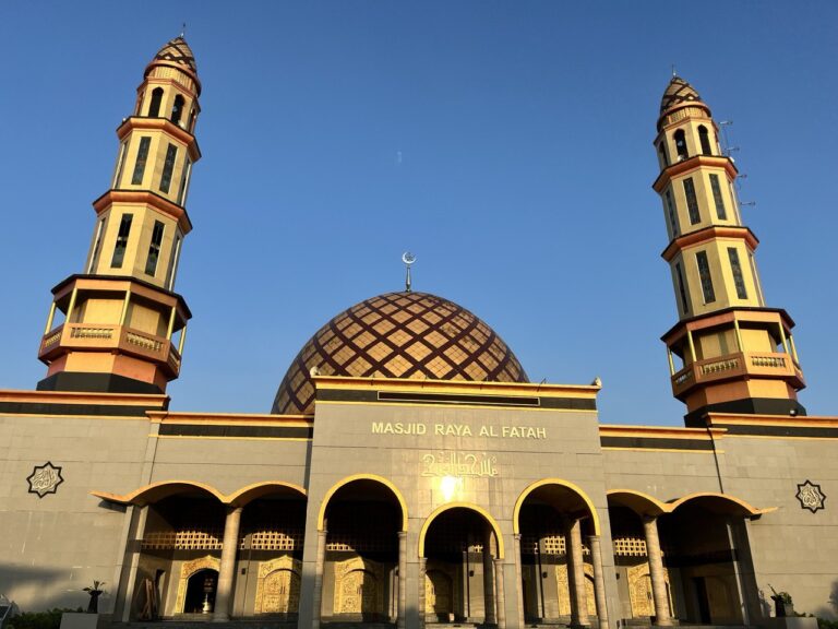 Masjid Raya Al Fatah