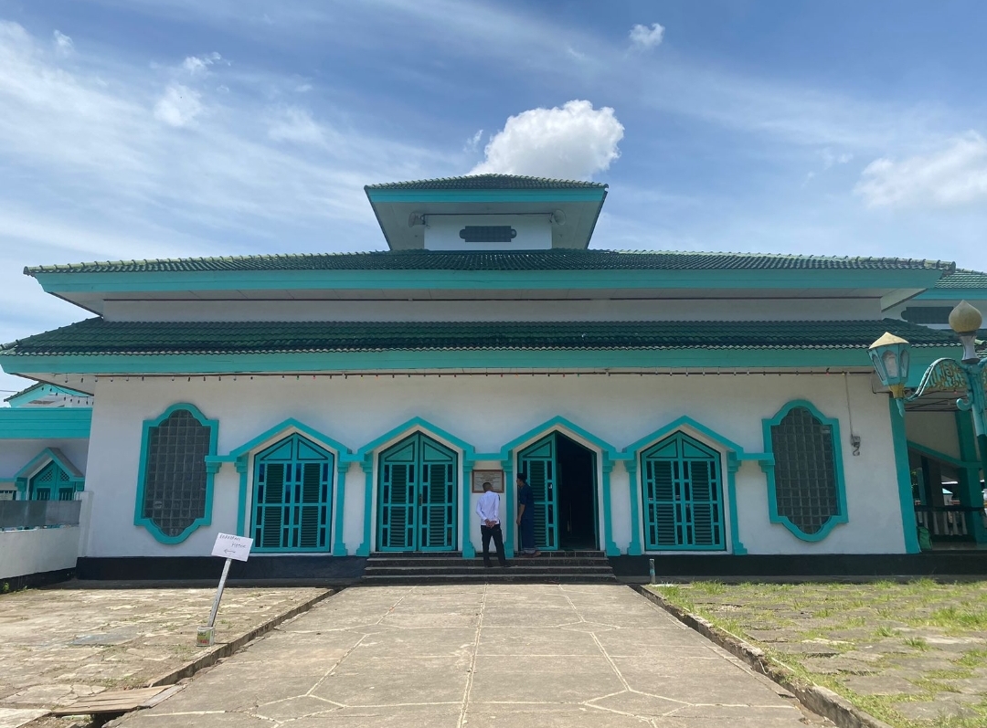 Masjid Walanda Maros