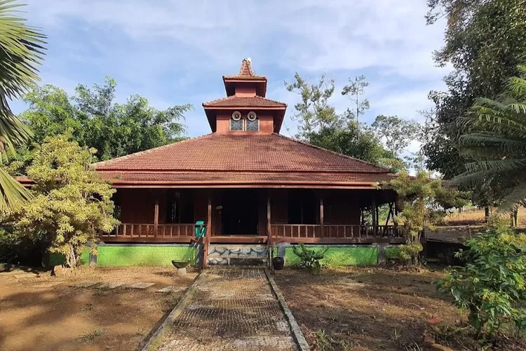 Masjid Kayu Tua
