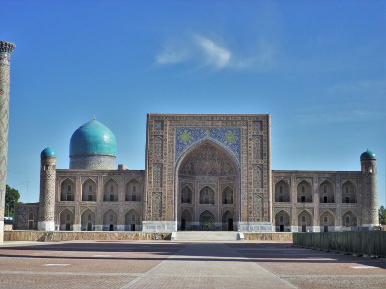 Masjid Tilla-Kari