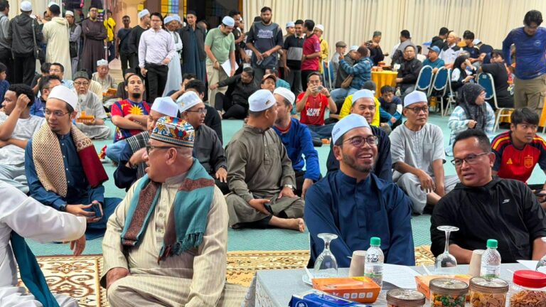 Ilustrasi masjid tarik anak muda untuk artikel Masjid tarik anak muda: Masjid Perlu Inovasi untuk Tarik Anak…