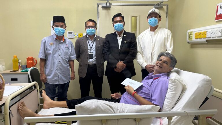 Ilustrasi sarjit singh untuk artikel Sarjit Singh Dirawat, YAKEB dan Mordi Bimol Ziarah