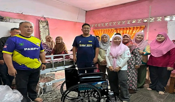 Ilustrasi sumbangan kerusi roda untuk artikel PABPs: Sumbangan Kerusi Roda untuk 20 Penduduk Kangar